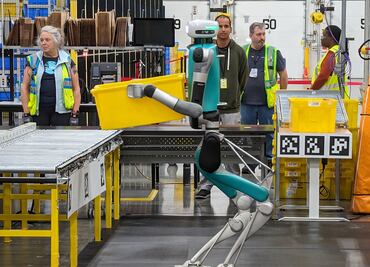 ¿Ya no necesita humanos? Amazon trabaja con nuevos robots e IA para agilizar envíos