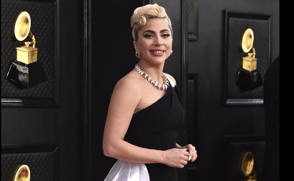 Lady Gaga abre exposición en Las Vegas; ¡conócela!
