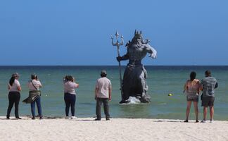 ¡Ganó Chaac! Profepa clausura estatua de Poseidón en Yucatán por esta razón