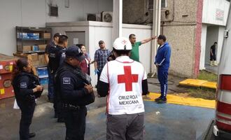 Abandonan a bebé de 9 meses en puesto de hot dogs frente a hospital en Nuevo León