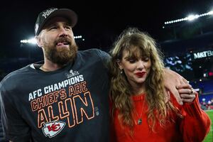 ¿Noviazgo de Taylor Swift y Travis Kelce, un complot para influenciar las elecciones de EU?