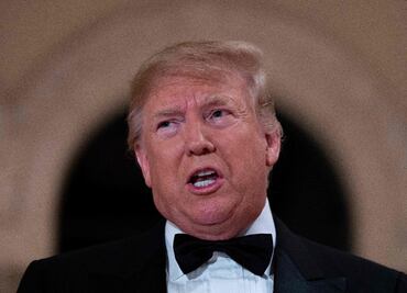 Trump señala que el FBI "robó" sus tres pasaportes en cateo en Mar-a-Lago