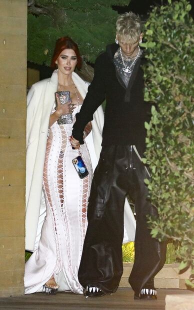 Megan Fox y Machine Gun Kelly en una cita en Malibú. Foto: The Grosby Group