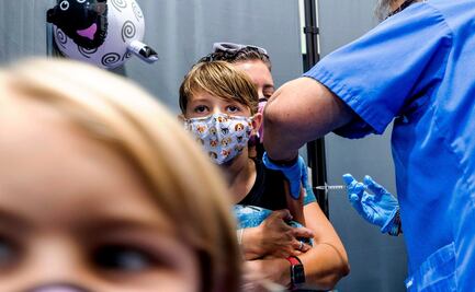 Florida elimina la obligatoriedad de vacunas y las compara con la esclavitud: polémico anuncio de Ron DeSantis