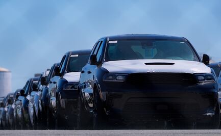 Fabricantes de autos reportan ventas récord antes de que entren en vigor aranceles de Trump