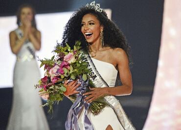Miss Estados Unidos de 2019 se suicida arrojándose desde un rascacielos