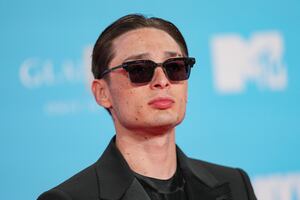 Peso Pluma rompe barreras: primer mexicano embajador de la Semana de la Moda de Nueva York