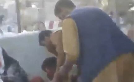 Estado Islámico se atribuye atentado en aeropuerto de Kabul
