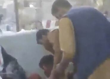 Estado Islámico se atribuye atentado en aeropuerto de Kabul