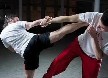 Judo, opción de policías de EU para evitar el uso de armas