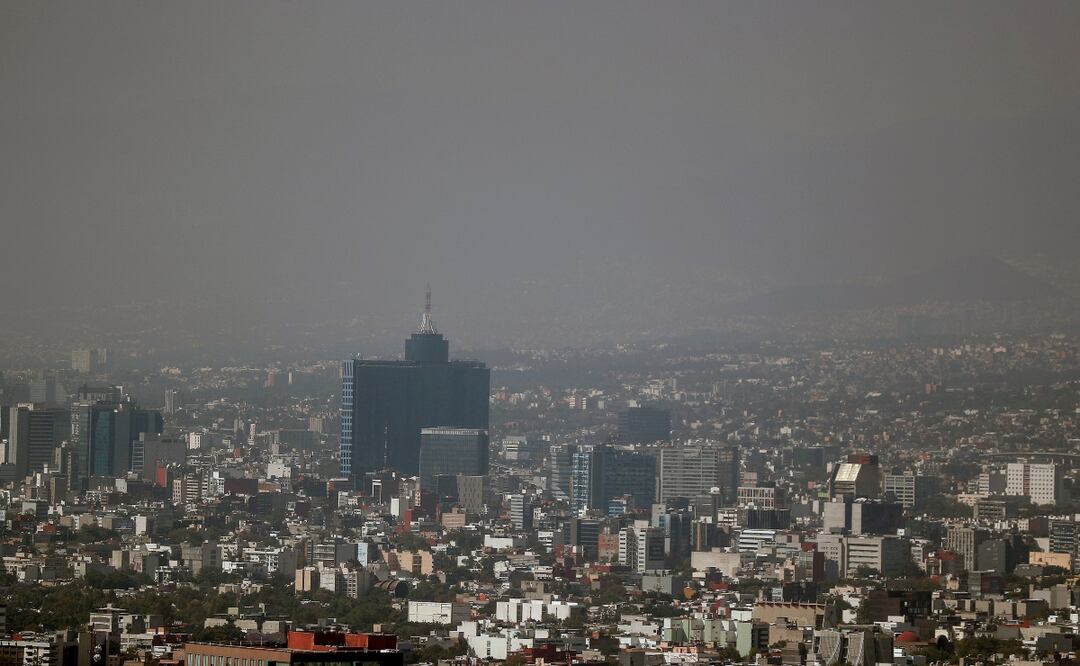 Activan contingencia ambiental en CDMX y Edomex. ¿Qué autos no circularán el miércoles 2 de abril?. Foto: EFE