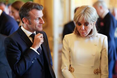 Brigitte Macron apela ante tribunal tras acusaciones de que “nació hombre”