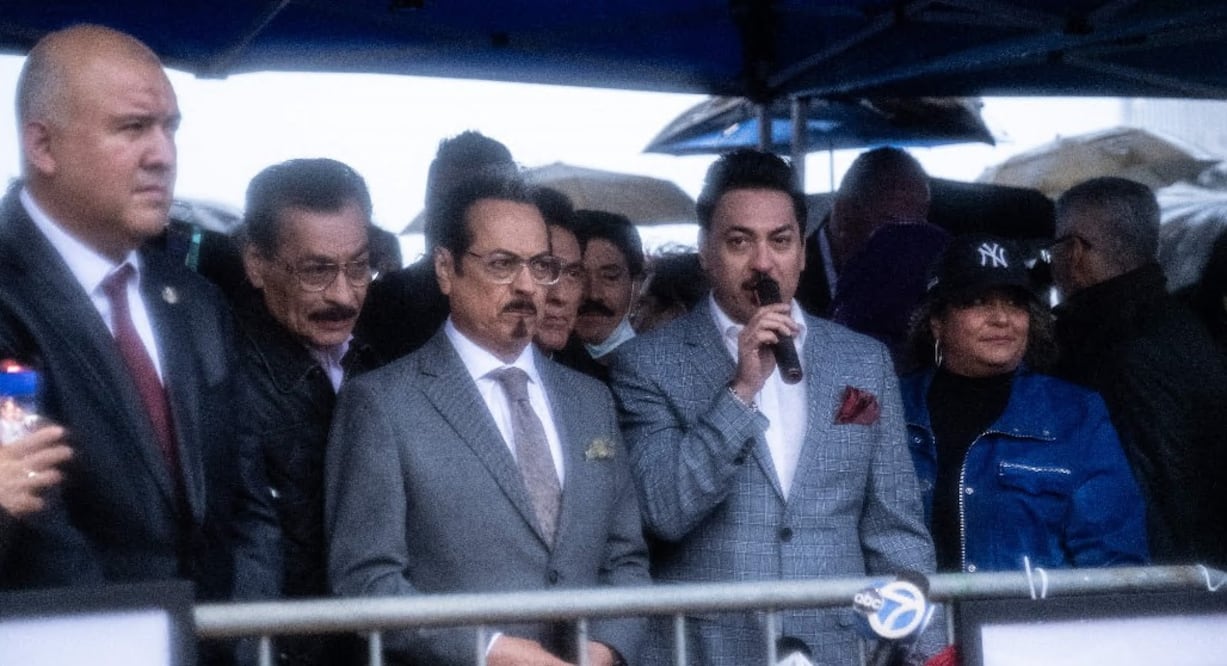 Los Tigres del Norte hacen historia en Nueva York: agotan Madison Square Garden y reciben su propia calle, 
Stephanie Keith/Getty Images/AFP