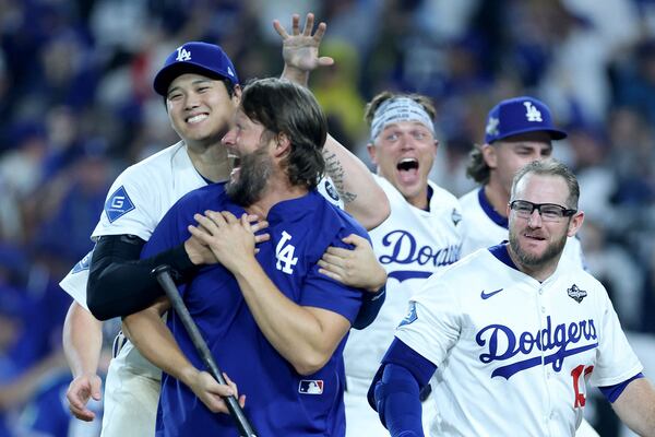 Increíble: Dodgers y Azulejos juegan 18 entradas en casi 7 horas y establecen récord histórico en la Serie Mundial