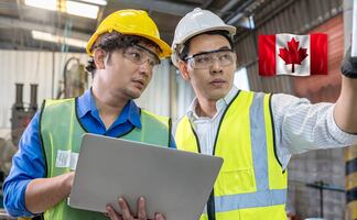 Canadá busca trabajadores mexicanos con prepa; pagan $50,000 