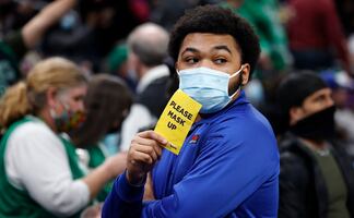 Nueva York aumenta el nivel de alerta por contagios de covid-19