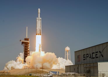 NASA inicia misión para explorar la luna Europa de Júpiter; llegará en 5 años y medio