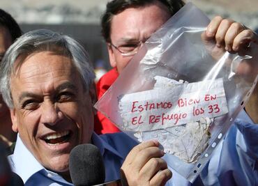 Funeral de Piñera: "Estamos vivos por él", agradece grupo de los 33 mineros rescatados en 2010