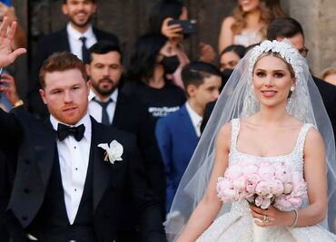 Esposa del ‘Canelo’ presume sus vacaciones en Hawái con su bikini más pequeño