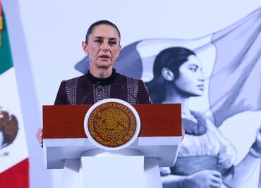 Sheinbaum lamenta el fallecimiento de los 6 mexicanos en el accidente aéreo en Filadelfia, EU
