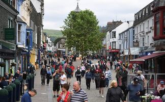 Covid: Europa suma dos semanas seguidas con incremento de casos