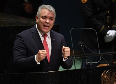 Facebook permite llamar "marica" al presidente de Colombia por ser noticioso