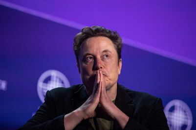 Elon Musk predice que los humanos dejarán de trabajar en 20 años; serán reemplazados por la IA