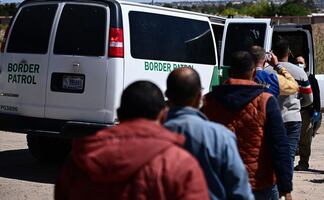 Sanciona EU a banda que cobraba entre 10 mil y 70 mil dls a migrantes por cruzar frontera