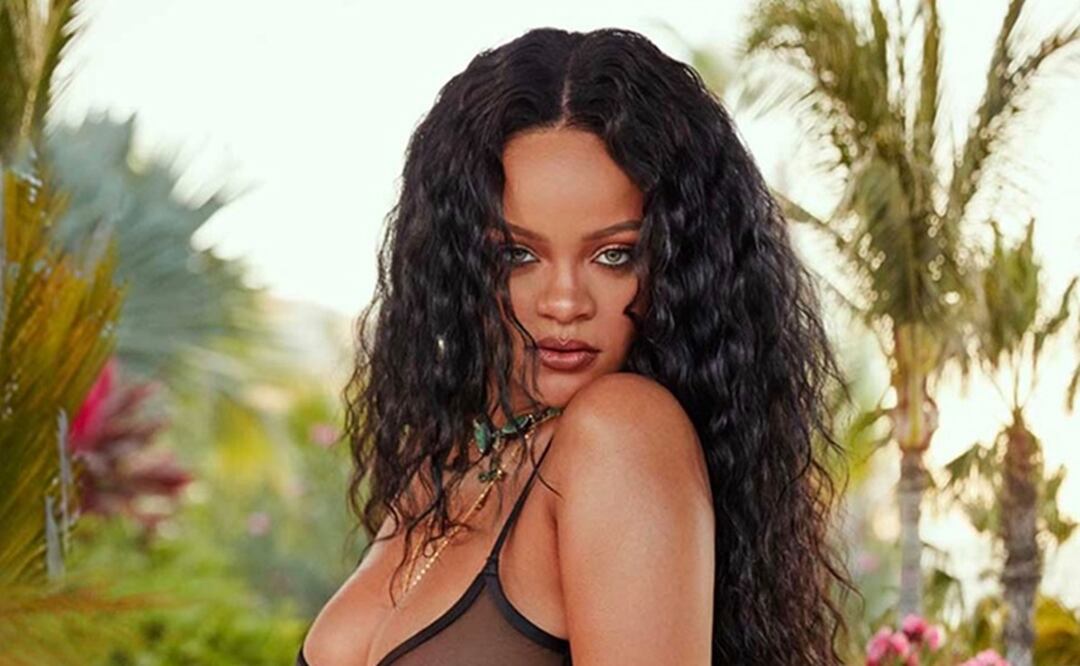 El bodysuit transparente con el que Rihanna dejó poco a la imaginación. Foto: Grosby Group