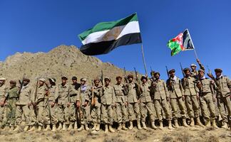 Talibanes lanzan ofensiva contra último bastión afgano