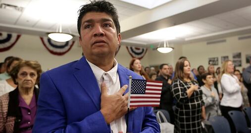 ¿Cómo revisar el estatus de solicitud de asilo en EU?