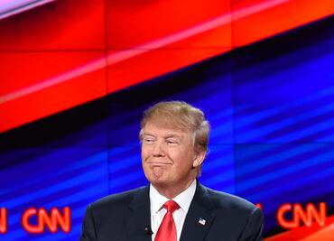 Trump demanda a CNN por difamación; pide $475 millones de dólares en compensación