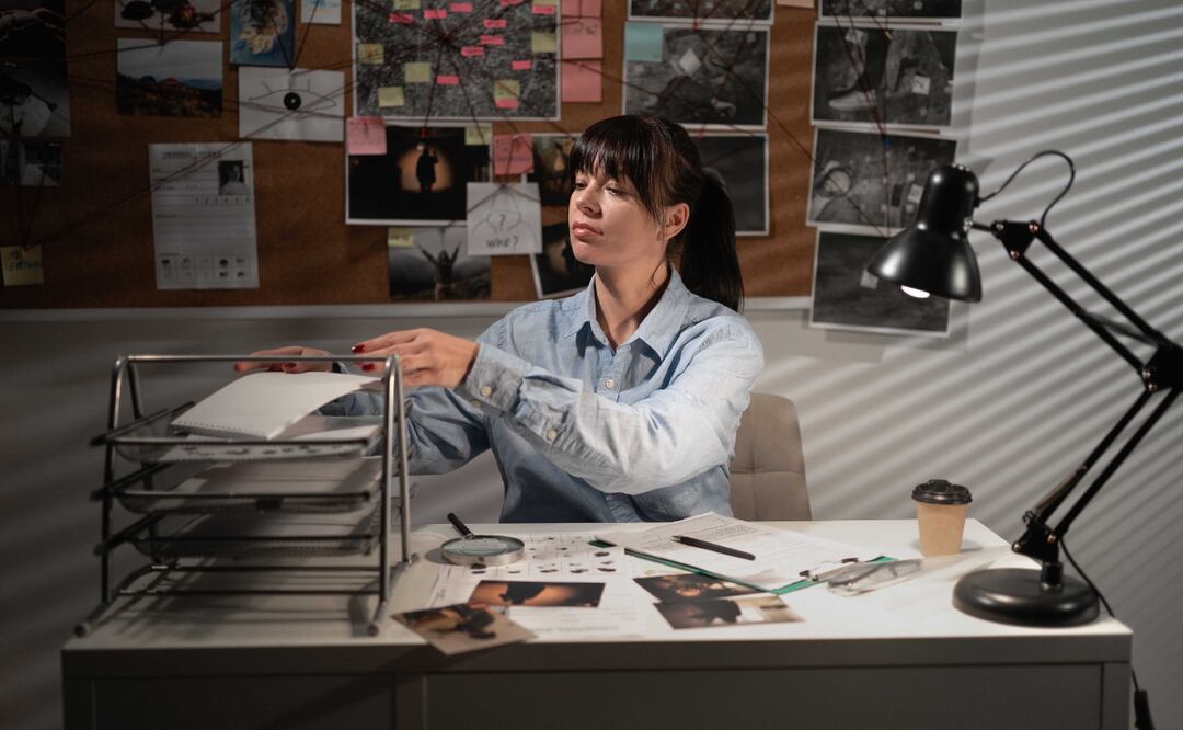 Solicitan mexicanos para trabajo de investigador en el Consulado de EU en Guadalajara; pagan $418,836. Foto: iStock/Andrii Lysenko