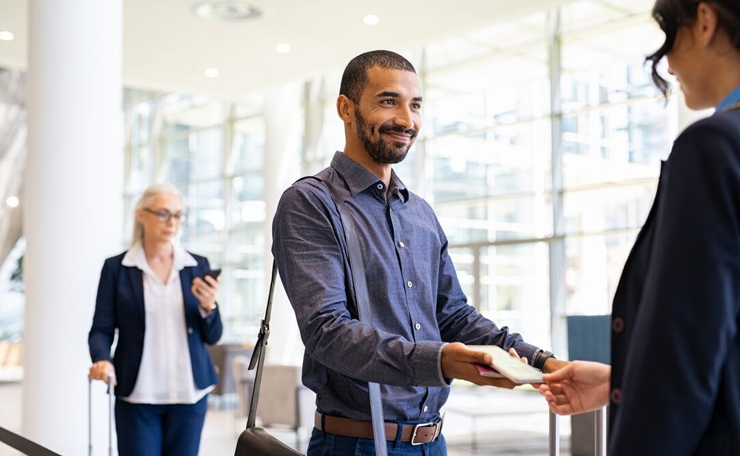 Revisa bien tu cartera antes de viajar a Estados Unidos para que no rebases el límite. Foto: iStock