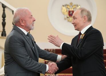 Putin encabeza desfile en la Plaza Roja con sus "amigos" Xi y Lula; anuncia alto al fuego “unilateral” en Ucrania