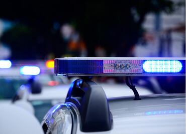 Hallan muerto a bebé que fue abandonado dentro de un vehículo