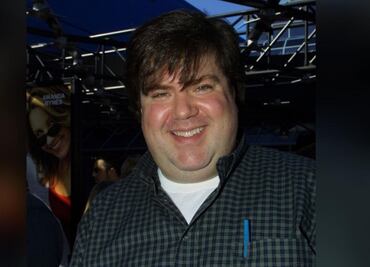 Ex actores de Nickelodeon acusan a Dan Schneider por “relaciones abusivas” en nuevo documental