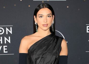 Dua Lipa y la microfalda con la que presumió sus piernas ‘de impacto’