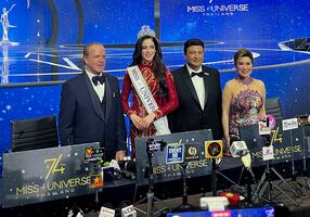 Sheinbaum pide a FGR aclarar caso de Raúl Rocha, dueño de Miss Universo, y pide no mezclar triunfo de Fátima Bosch