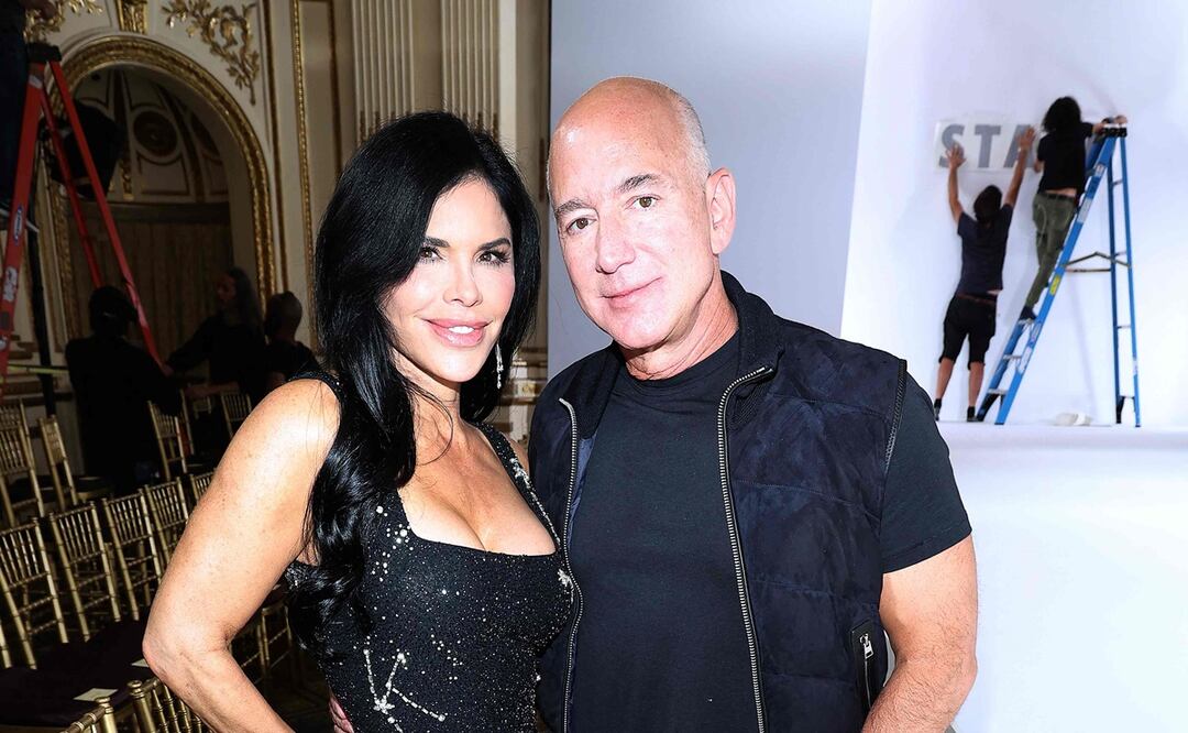 Lauren Sánchez y Jeff Bezos en el evento de Staud durante la New York Fashion Week. Foto: AFP
