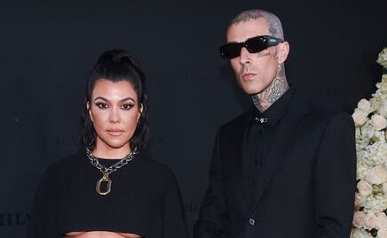 Kourtney Kardashian luce vestido ‘underboob’ en estreno de ‘The Kardashians’