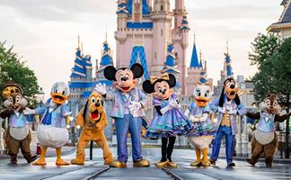 Disneyland prepara feria de trabajo con más de 20 vacantes disponibles en California