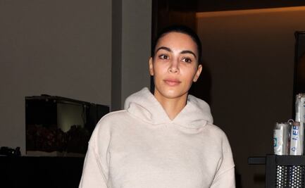 Kim Kardashian sorprende con rostro libre de maquillaje y en pants