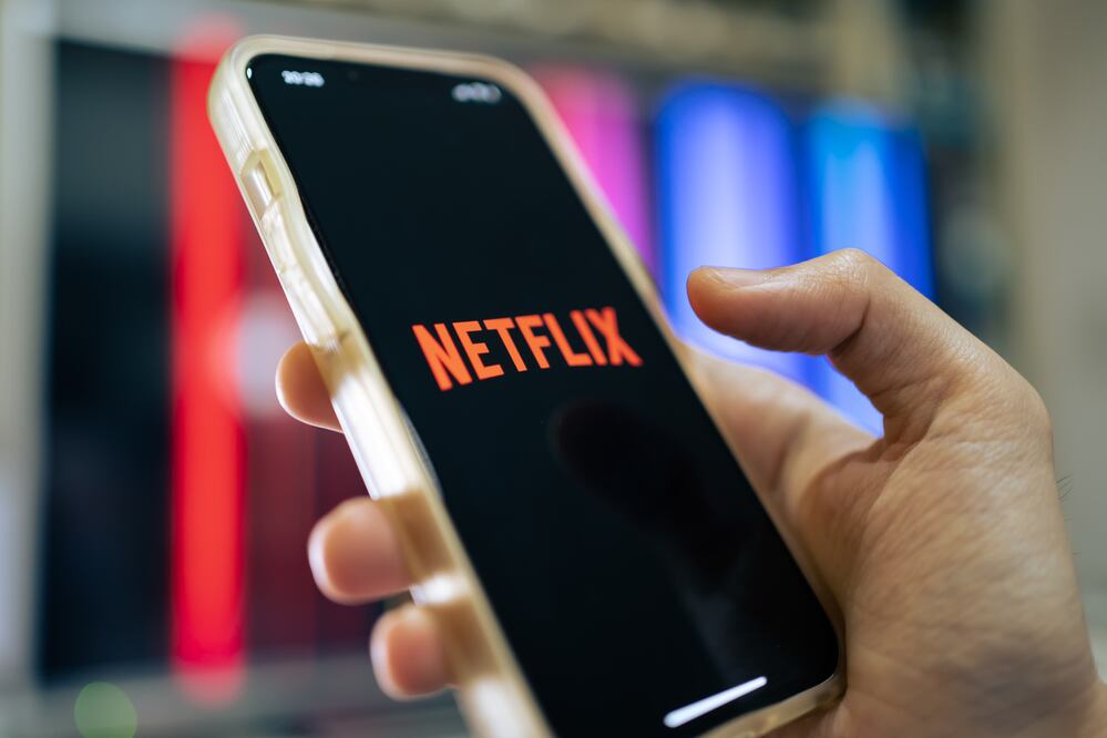 Tras eliminación de cuentas compartidas, Netflix aumenta un 78.7% en primer trimestre de 2024 Foto: iStock/Wachiwit