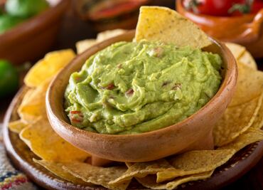 El guacamole mexicano es el tercer mejor untable del mundo, según Taste Atlas