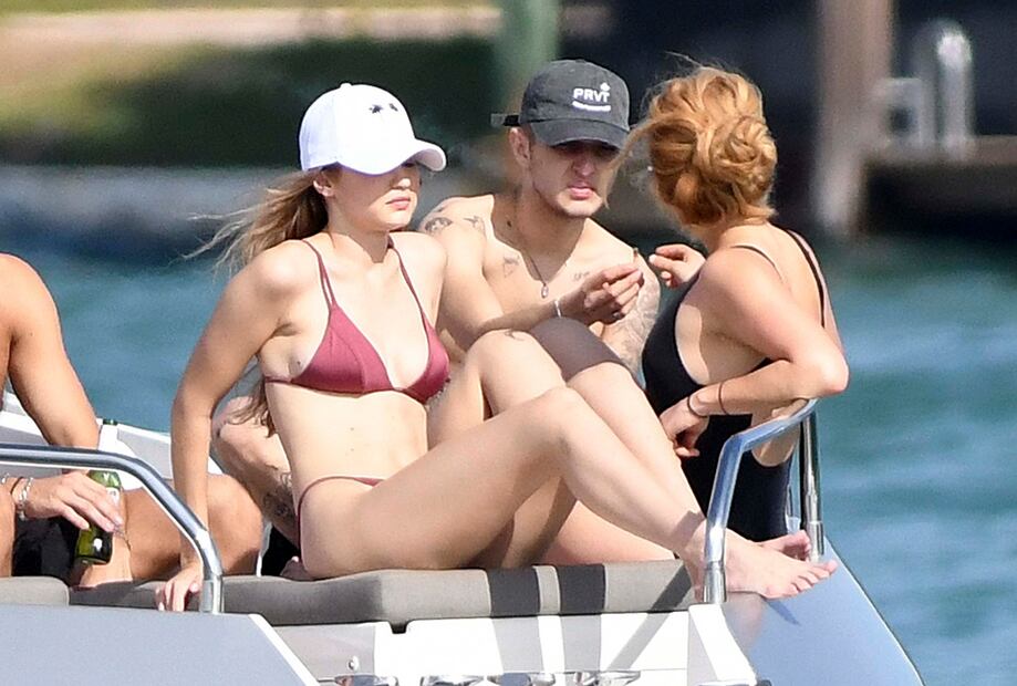 Gigi Hadid presume silueta de infarto en bikini borgoña