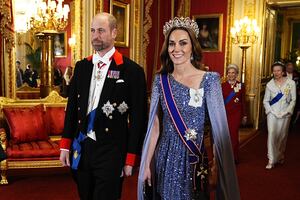 ¿La verdadera reina? Kate Middleton usó impresionante tiara, que Camila jamás ha portado, en banquete de Estado 