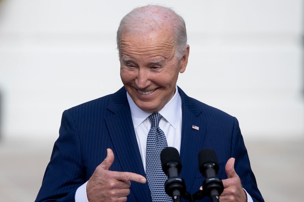 Estados Unidos liderará lanzamientos aéreos de ayuda humanitaria en Gaza: Biden EFE/EPA/MICHAEL REYNOLDS