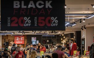 Dos heridos en un tiroteo en un centro comercial de California durante el Black Friday