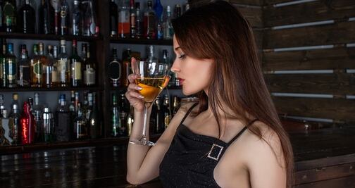 El consumo excesivo de alcohol podría alterar los genes